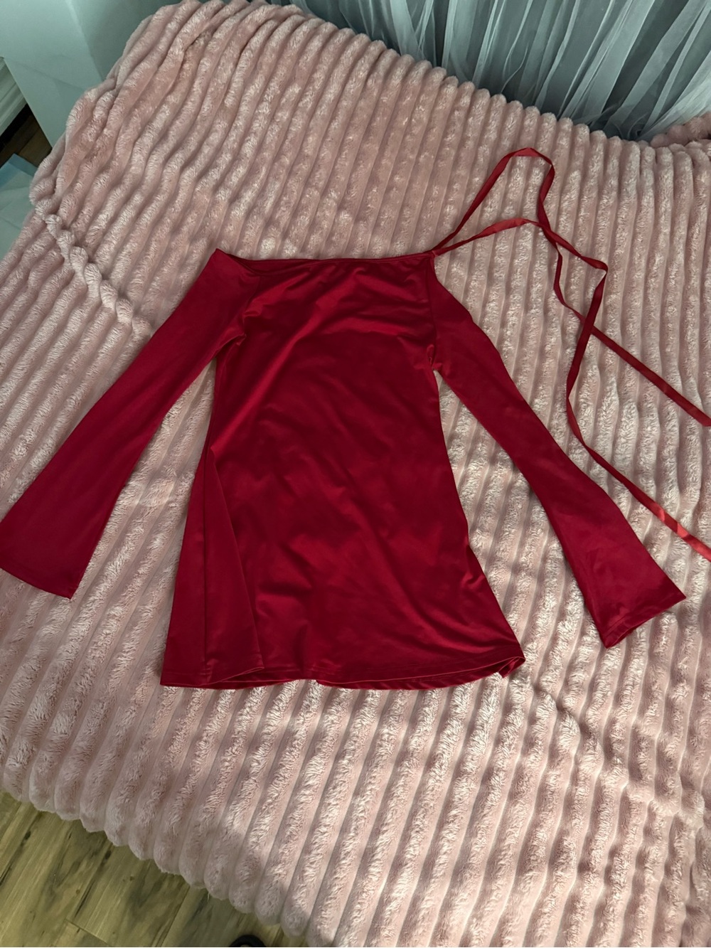 SHEIN Red One-Shoulder Long Sleeve Tie-Back Top